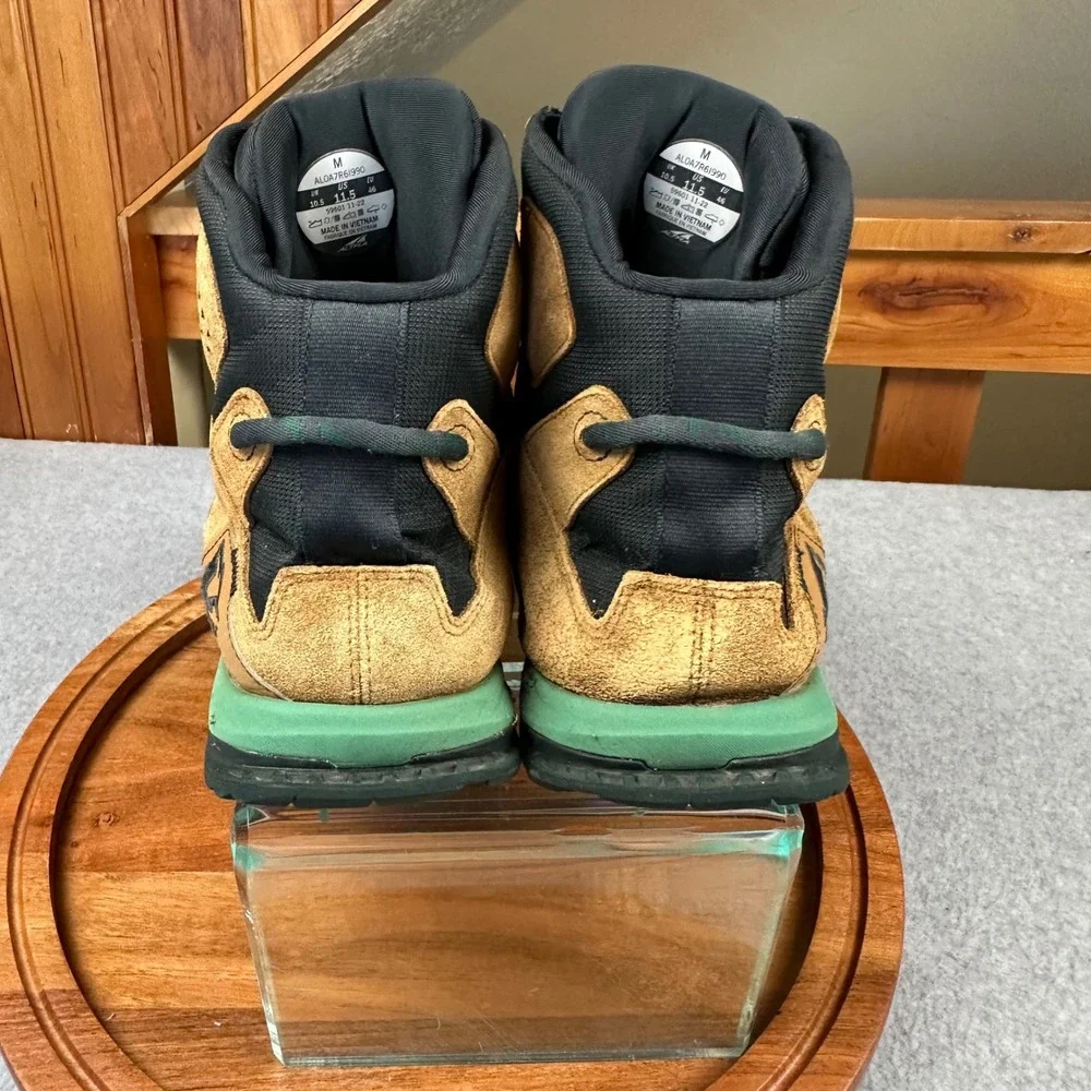 Altra lone peak